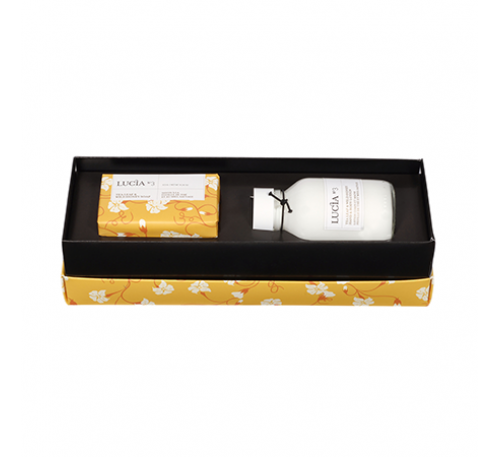 Lucia - Gift Set : Body Lotion & Shea Butter Soap-Tea Leaf & Wild Honey 